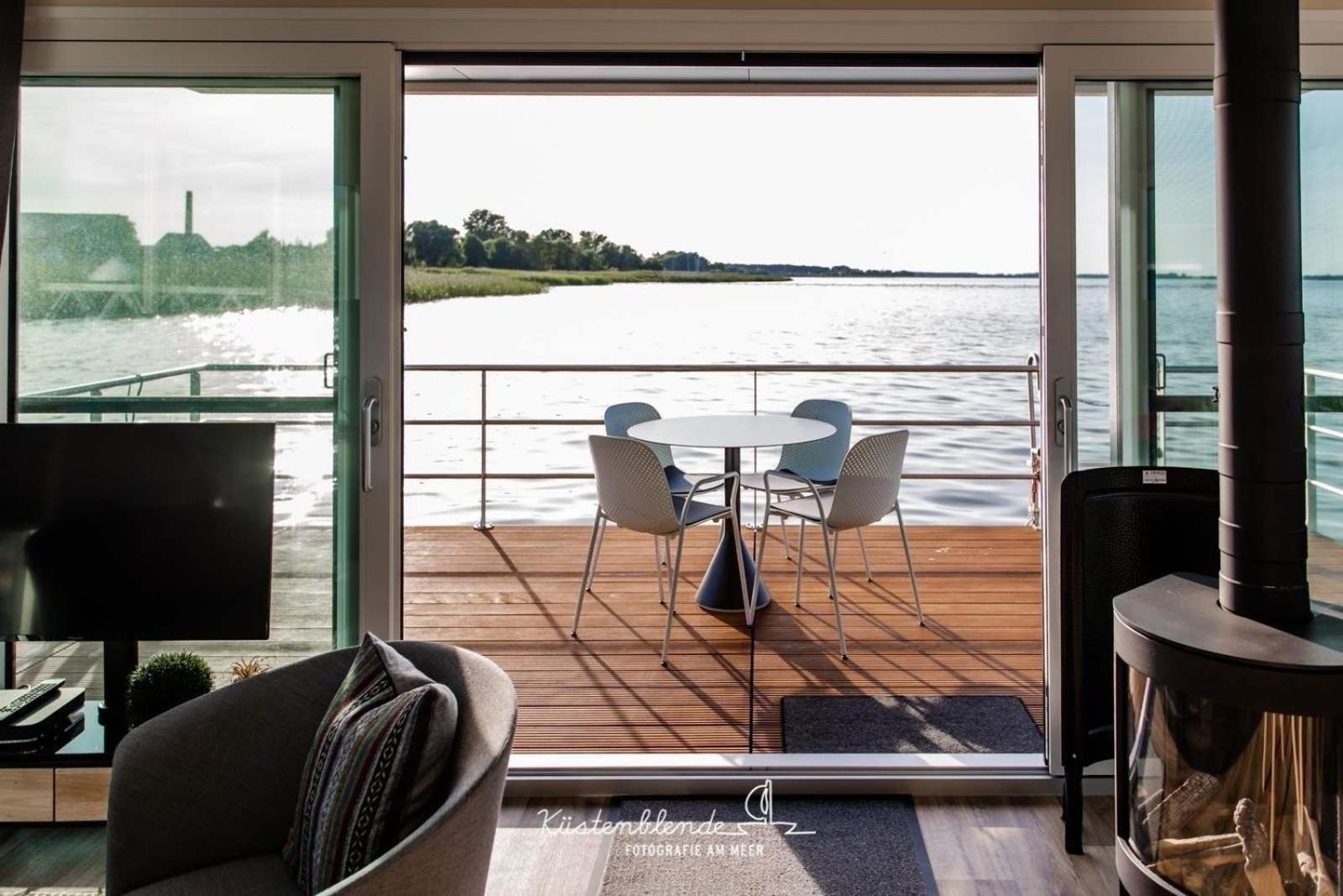 Hotel Hausboot Kranichnest Ribnitz-Damgarten Zewnętrze zdjęcie